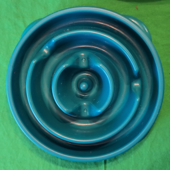 Fun Feeder Slow Dog Bowl Regular and Large Blue Purple - Picture 4 of 5